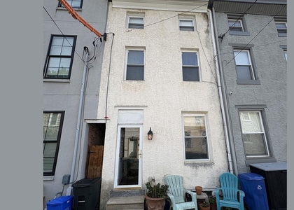 4834 Ogle Street - Photo 1