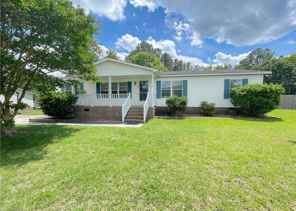424 Washington Lane - Photo 1
