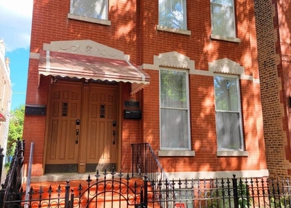 837 N Winchester Avenue - Photo 1