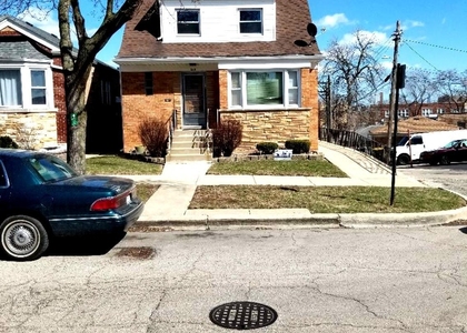 2315 N Merrimac Avenue - Photo 1