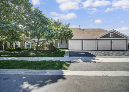 607 Berkley Court - Photo 1