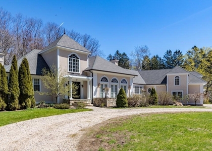 221 South - Photo 1