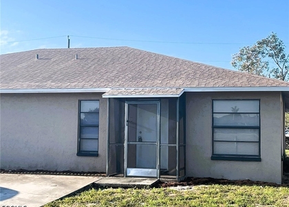 610 Se 10th Street - Photo 1
