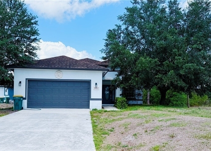 3465 Everglades Boulevard N - Photo 1