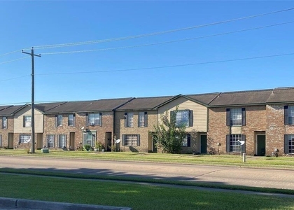 101 Hospital Dr No - Photo 1