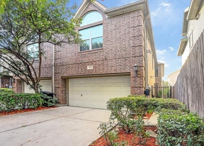 1625 Knox Street - Photo 1