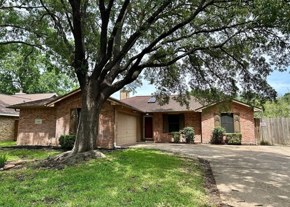 11614 Easterling Drive - Photo 1