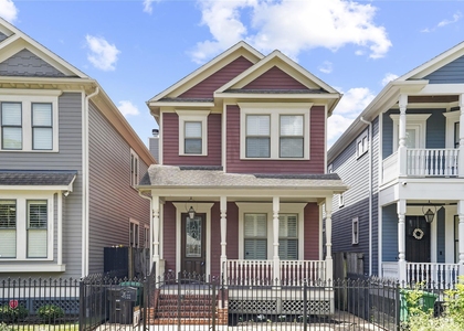 632 W 17th Street - Photo 1