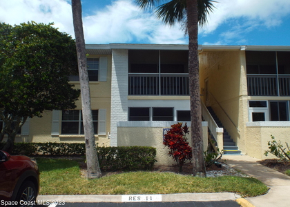915 Sonesta Avenue Ne - Photo 1