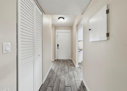 3821 N Oak Drive - Photo 1