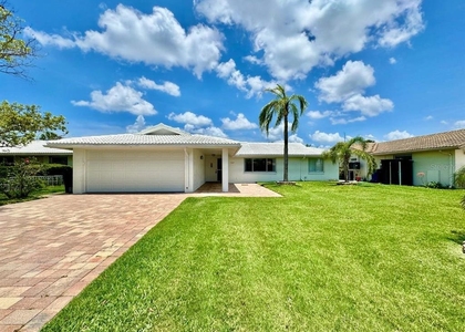 4037 Topsail Trail - Photo 1