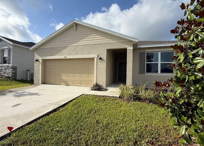 405 Eventide Avenue - Photo 1