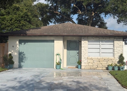 536 Hibiscus Way - Photo 1