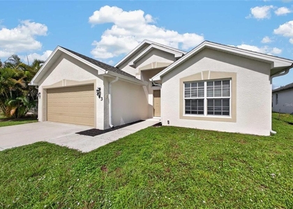 463 Winwood Court - Photo 1