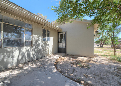 10368 Potencia Drive - Photo 1