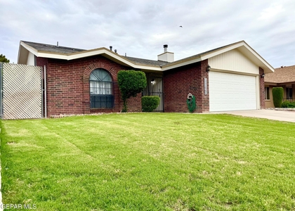 12146 El Greco Circle - Photo 1