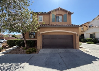 8323 Rygate Avenue - Photo 1