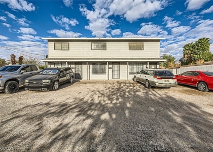 76 27th Street - Photo 1