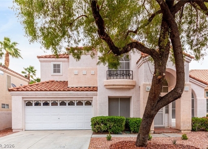 2412 Shady Vista Drive - Photo 1