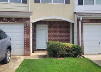 748 Georgetown Court - Photo 1