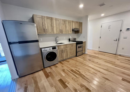 63 West 104 Street. Manhattan - Photo 1