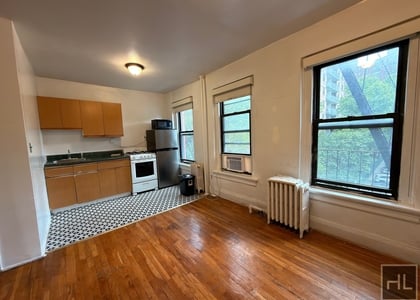 East 6th Street - Photo 1