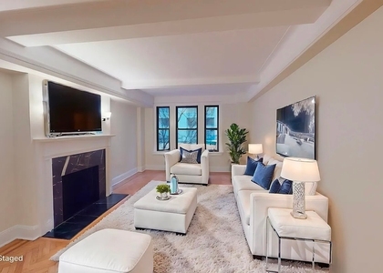 East 68 Street - Photo 1
