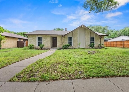 3939 Branch Hollow Drive - Photo 1