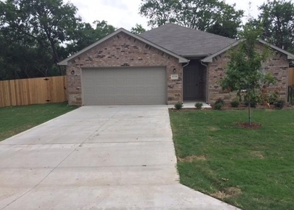 3115 N Hickory Street - Photo 1