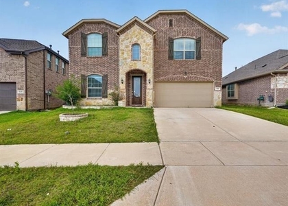 1501 Lake Grove Drive - Photo 1