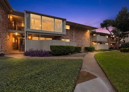 7812 Royal Lane - Photo 1