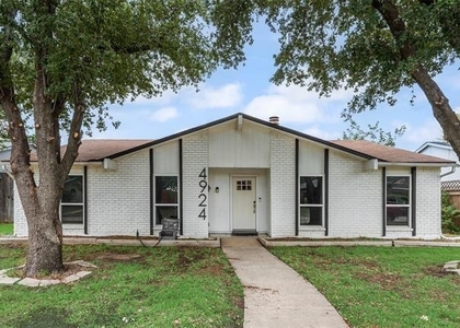 4924 Wagner Drive - Photo 1