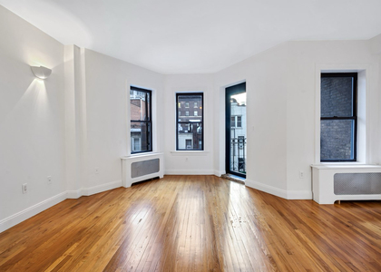  West 54th Street - Photo 1
