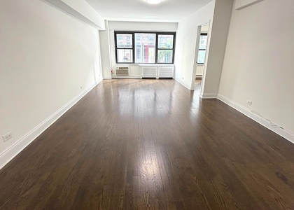  3rd ave - Photo 1