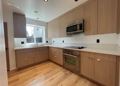 1713 W Alameda Avenue - Photo 1