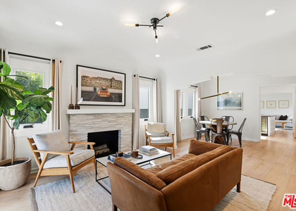 627 N Fuller Avenue - Photo 1