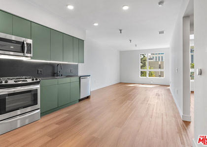 10601 Washington Boulevard - Photo 1