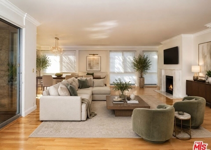 318 N Maple Drive - Photo 1