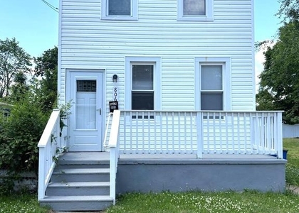 806 High Street - Photo 1
