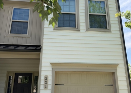 221 Irving Way - Photo 1