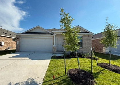 104 Donnington Dr - Photo 1