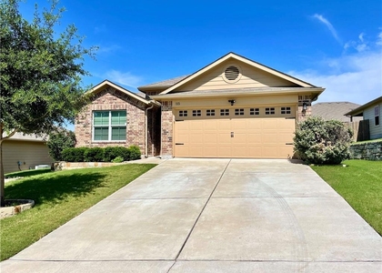 115 Leona River Trl - Photo 1