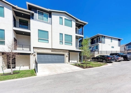 2050 Lohmans Spur Rd - Photo 1