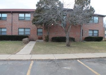 2902 31st Street - Photo 1