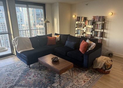 10 E Ontario Street - Photo 1