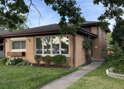 2185 Lee Street - Photo 1