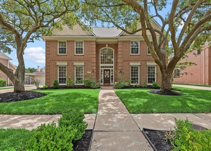 22007 Crossbrook Drive - Photo 1