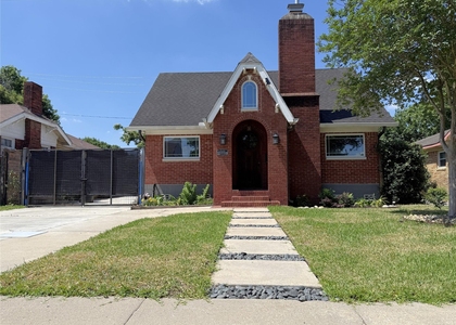 2302 Ruth Street - Photo 1