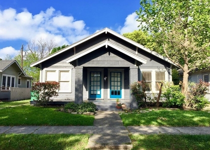 4009 Oak Ridge Street - Photo 1