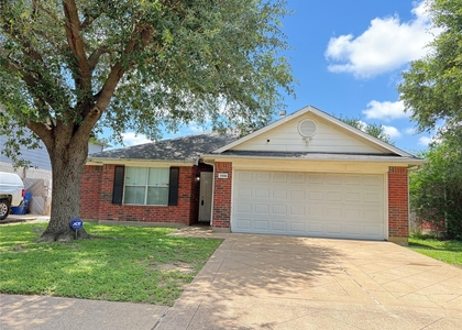 17318 Glenmorris Drive - Photo 1